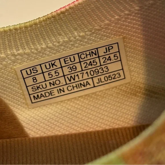 UIN Women's Cat Print Slip-On Shoes - Multicolor - Picture 7 of 11